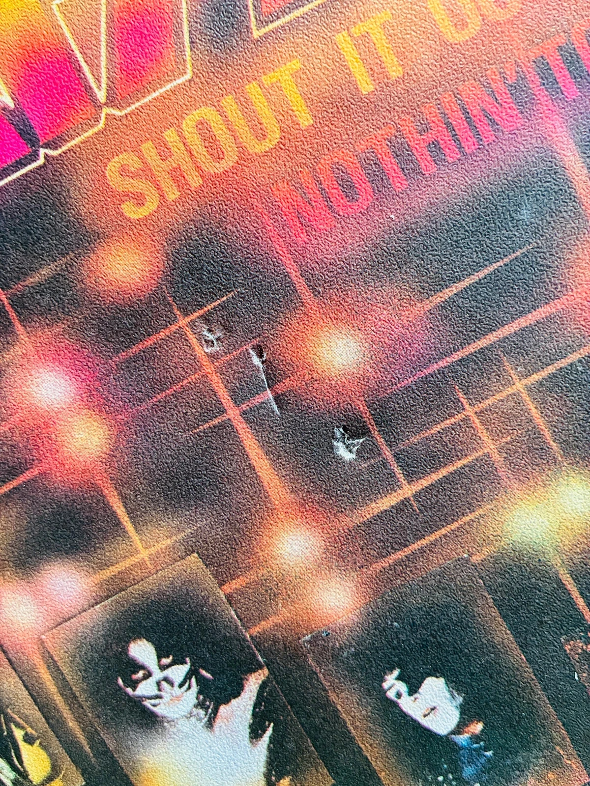 45T vinyl record KISS Shout it out loud. – photo 3